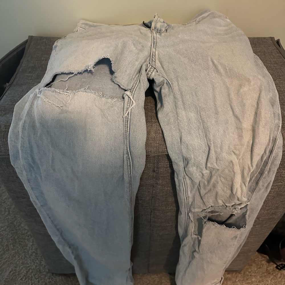 American Eagle Outfitters Straight leg distressed jeans